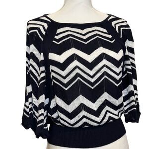 Boston Proper Black and White ZigZag Batwing Knit Sweater Wide Waistband Size XS